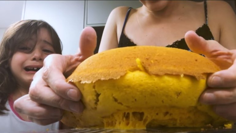 Sobre a menina do bolo de cenoura e maneiras de lidar com a frustração de nossos filhos