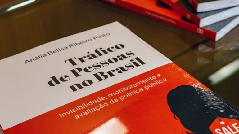 Contra a escravidão contemporânea, você precisa ler este livro