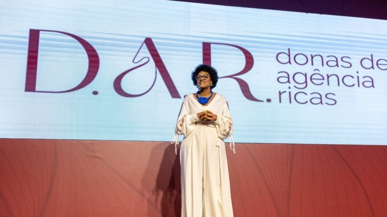 Donas de Agências Ricas, curso de turismo de luxo com Rogéria Pinheiro, começa nesta segunda-feira