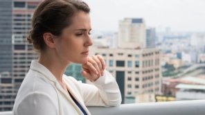 Como afastar pensamentos negativos? Estratégias para enfrentar nosso labirinto mental – e parar de nos sabotar